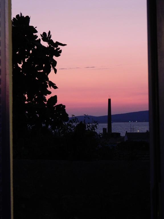 Melekler Pansiyon Ayvalı Buitenkant foto